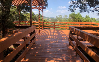 Hill Country Deck